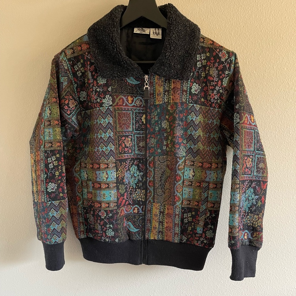 Vintage woman’s coat. Small